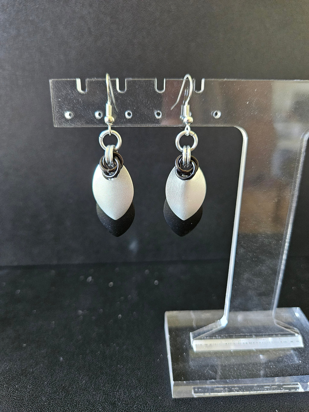 Multicolored Elegant Scale Earrings