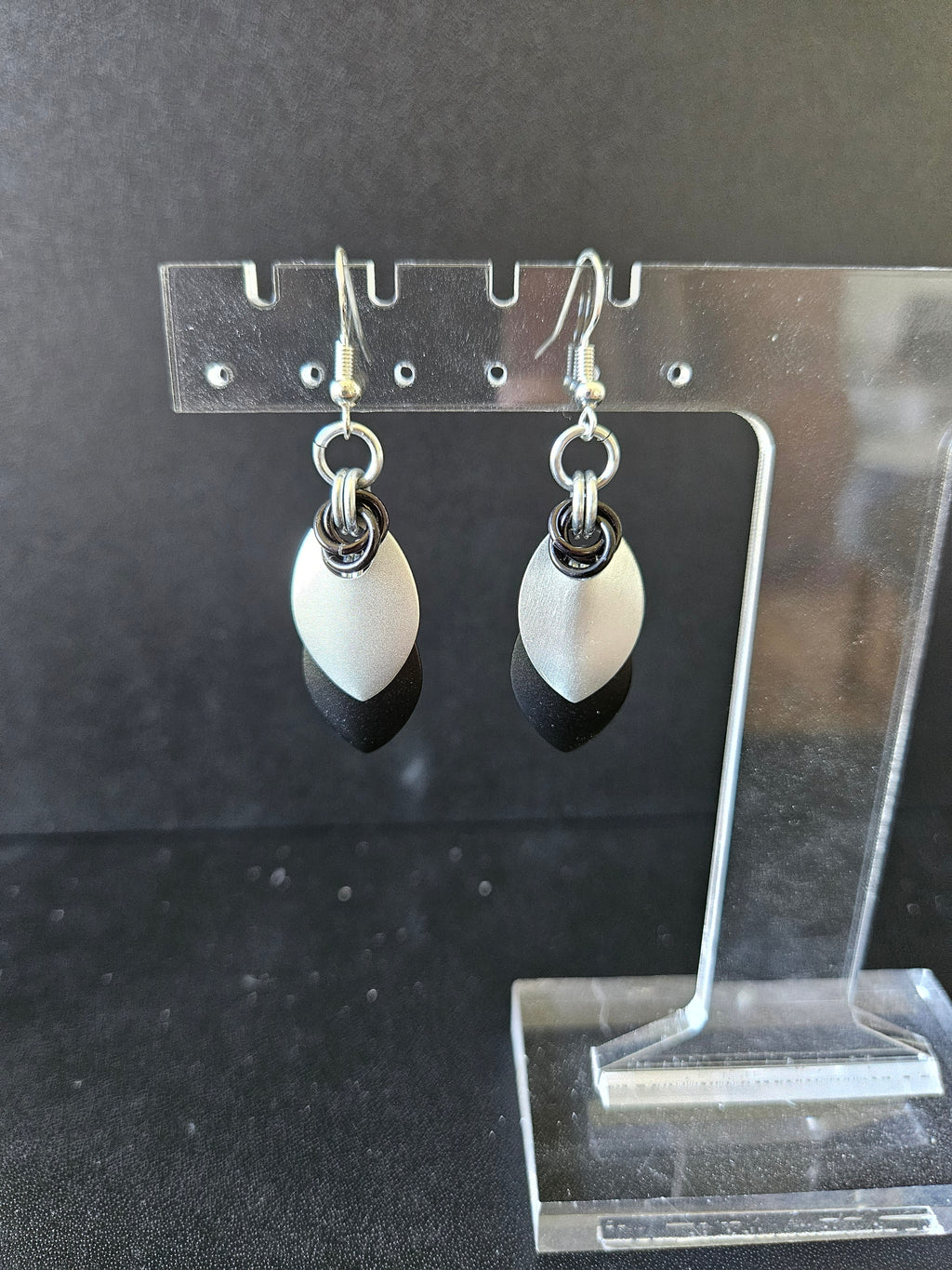 Multicolored Elegant Scale Earrings