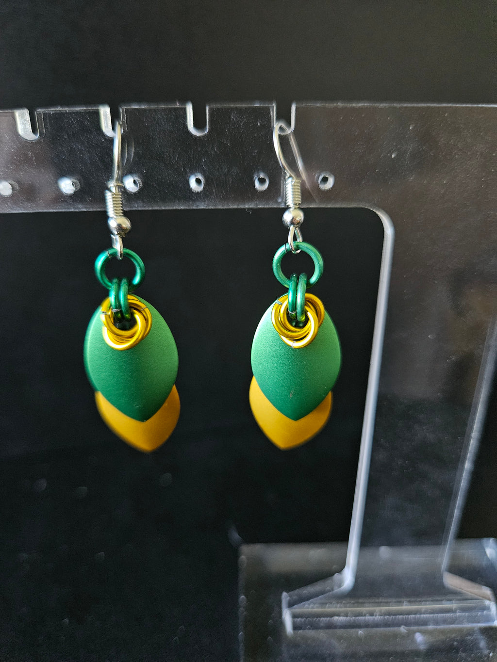 Multicolored Elegant Scale Earrings